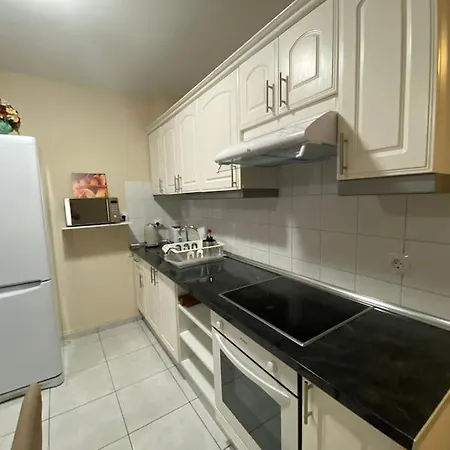 Daire Rockin' View - 2 Bedroom Great Terrace, Parking, Pool *