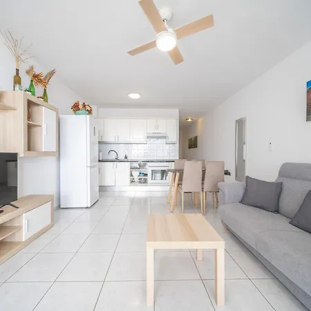 Apartment Rockin' View - 2 Bedroom Great Terrace, Parking, Pool *