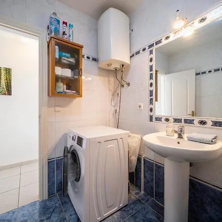 Apartment Rockin' View - 2 Bedroom Great Terrace, Parking, Pool *